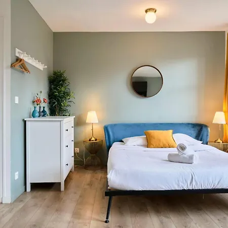 Equipe, Proche Gares 아파트 *