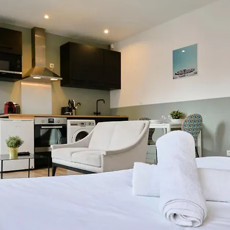 Equipe, Proche Gares Apartament