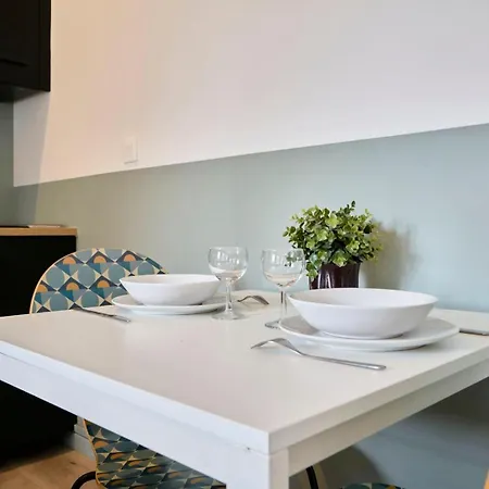 Equipe, Proche Gares Apartament *
